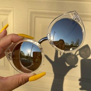 Authentic Quay Australia Cat Eye Sunglasses